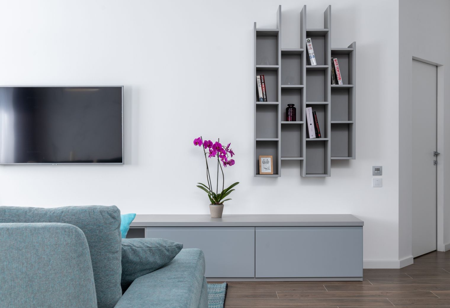 Gosforth — professional movers carrying furniture on a house move