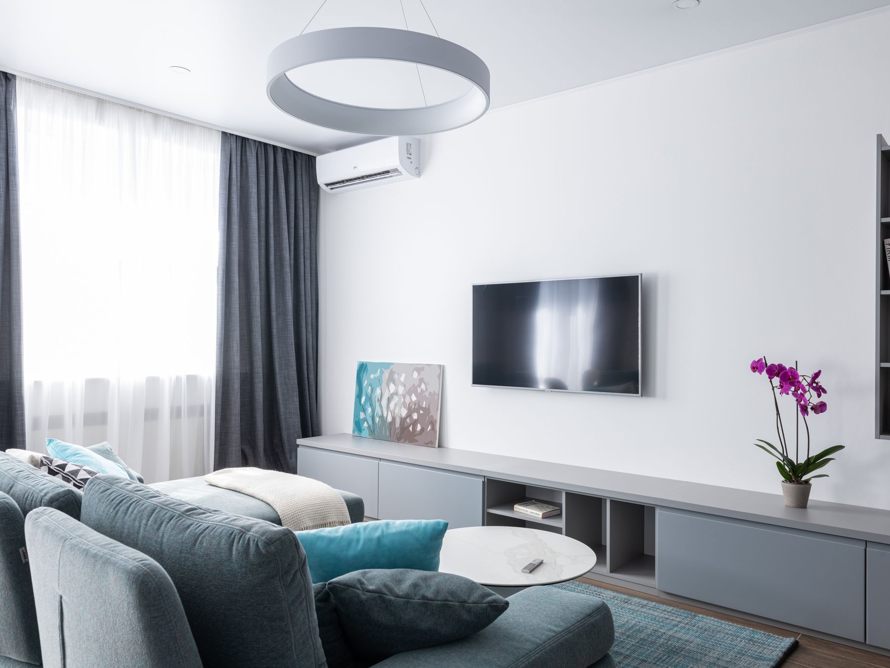 Shapwick — professional movers carrying furniture on a house move