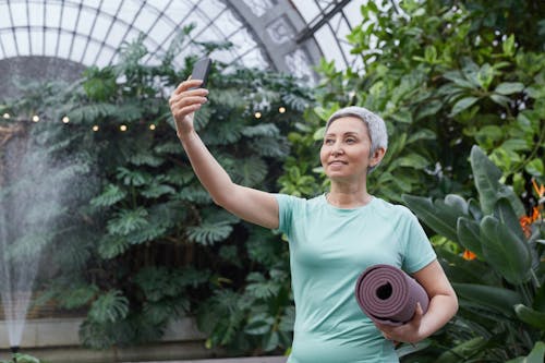Free Woman Taking a Selfie Stock Photo