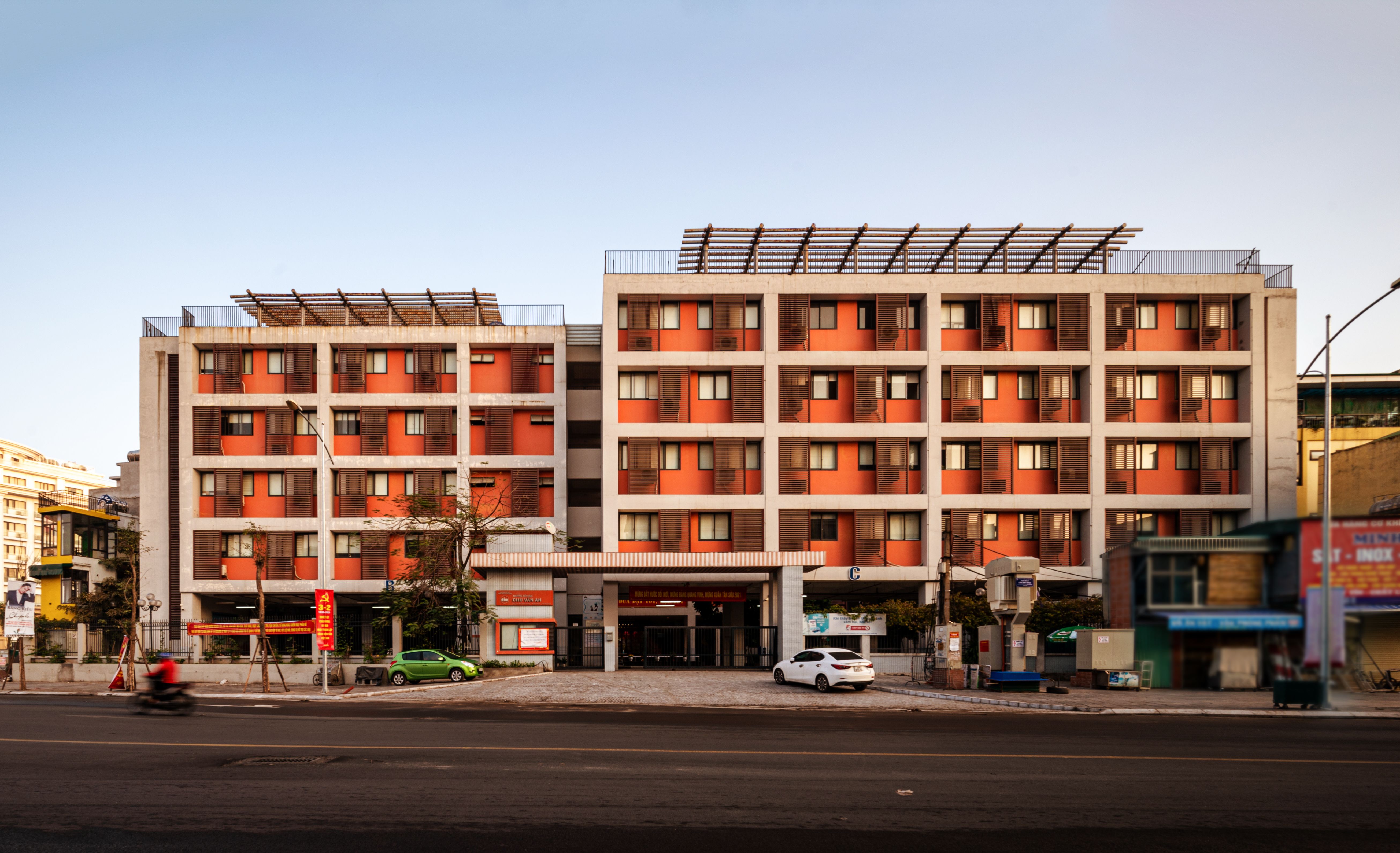 "Bangkok Center Hotel"
