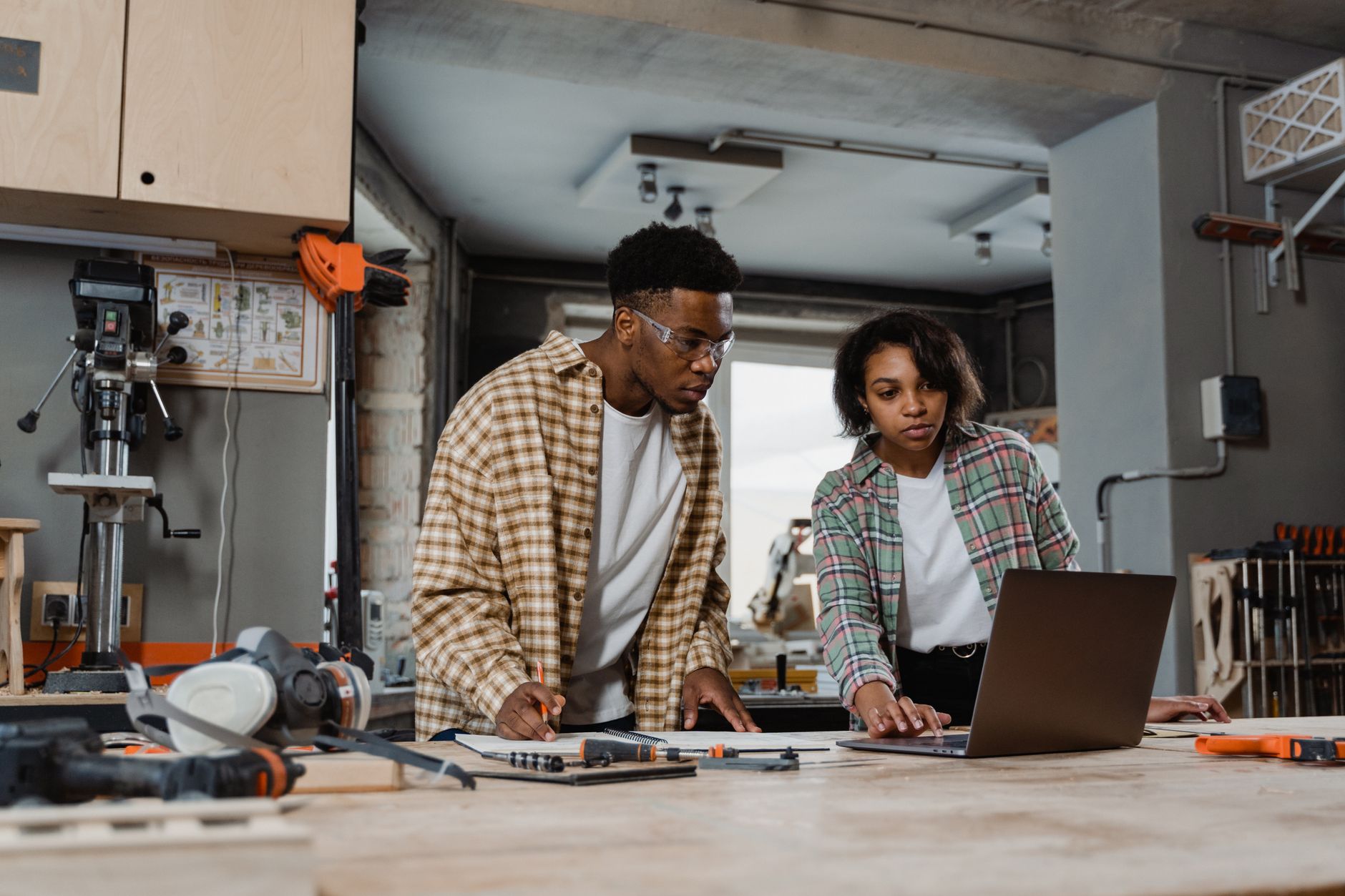 Never Miss a Lead: AI Websites for Craftsmen