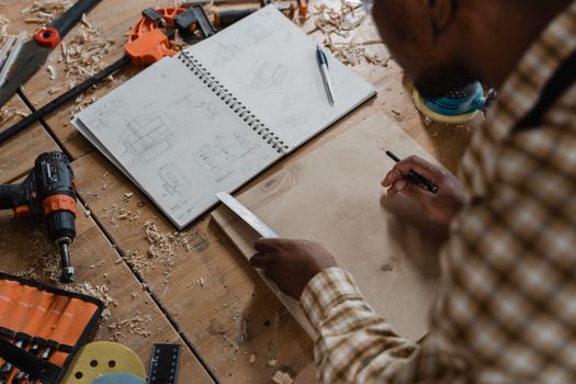 Which Woodworking Plans Are Best for Seasonal Crafts?