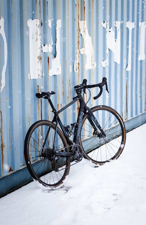 Gratis stockfoto met containervracht, fiets, koud weer
