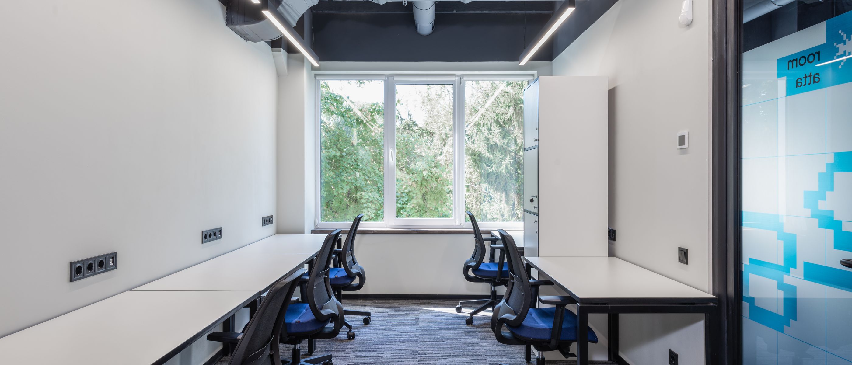 Commercial Decorating in New Eltham — a freshly painted, spotless finish