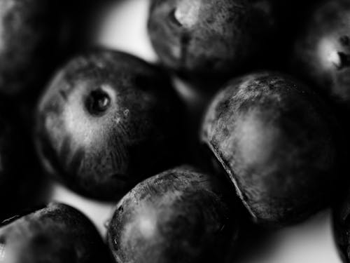 Foto d'estoc gratuïta de baies, blanc i negre, deliciós