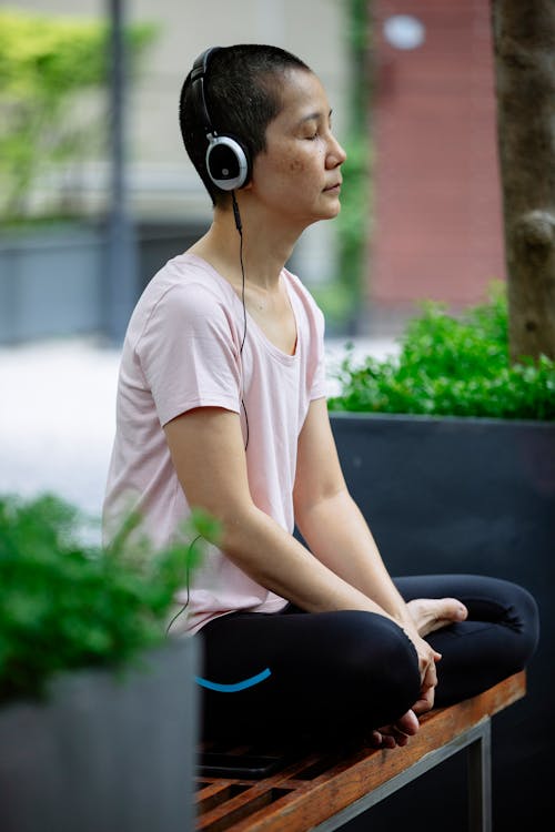 padmasana, 亞洲女人, 休息 的 免费素材图片