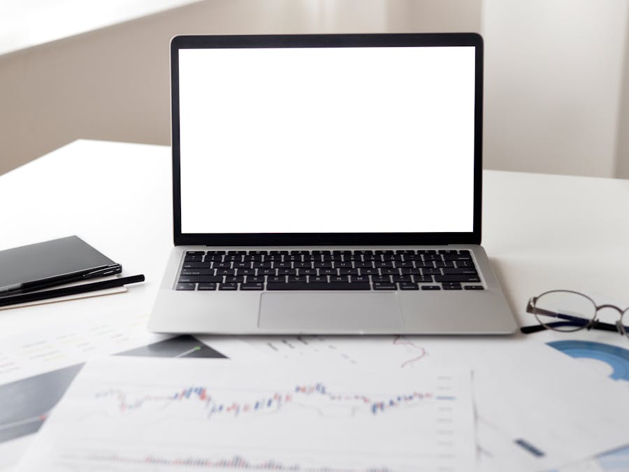 Photo by Anna Nekrashevich