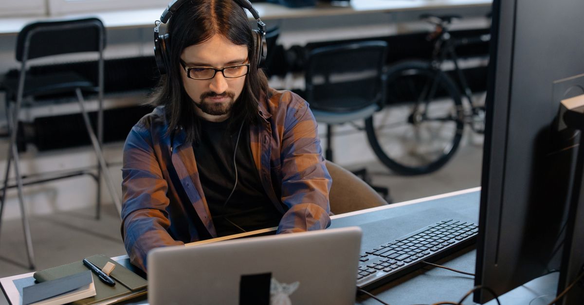 A Complete Guide to Become a Software Developer