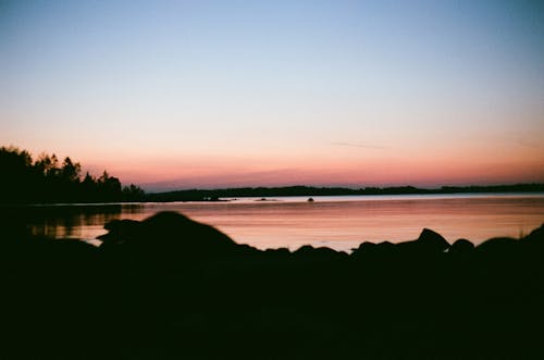 คลังภาพถ่ายฟรี ของ ซิลูเอตต์, ตอนเย็น, ทะเล