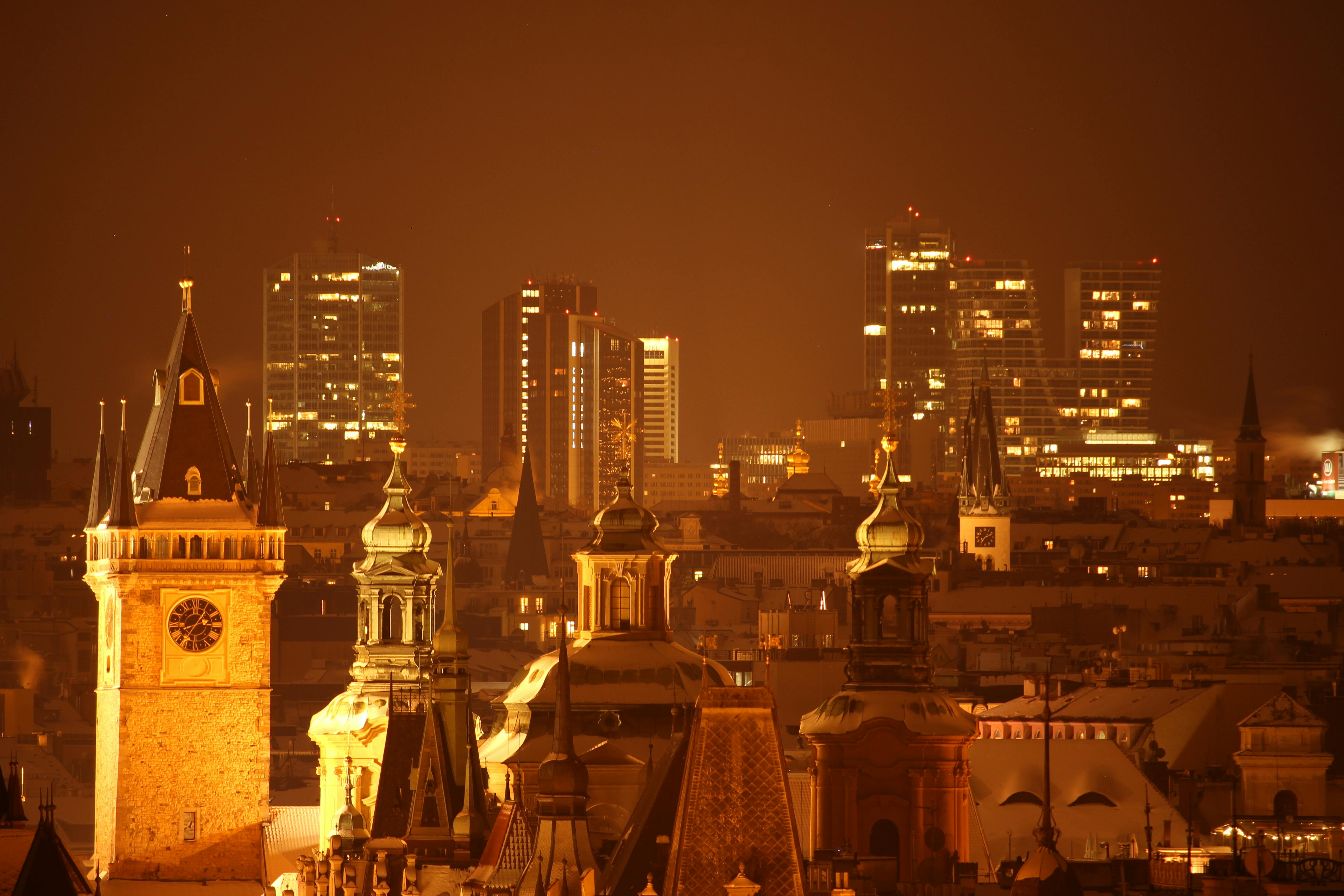 Moral algorithms in artificial intelligence ethics for law