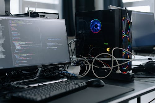 Foto profissional grátis de ambiente de trabalho, código, computador