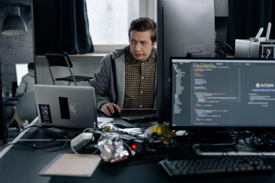 10 Best Software Engineer Job Description Examples in 2026 (Levels and ...
