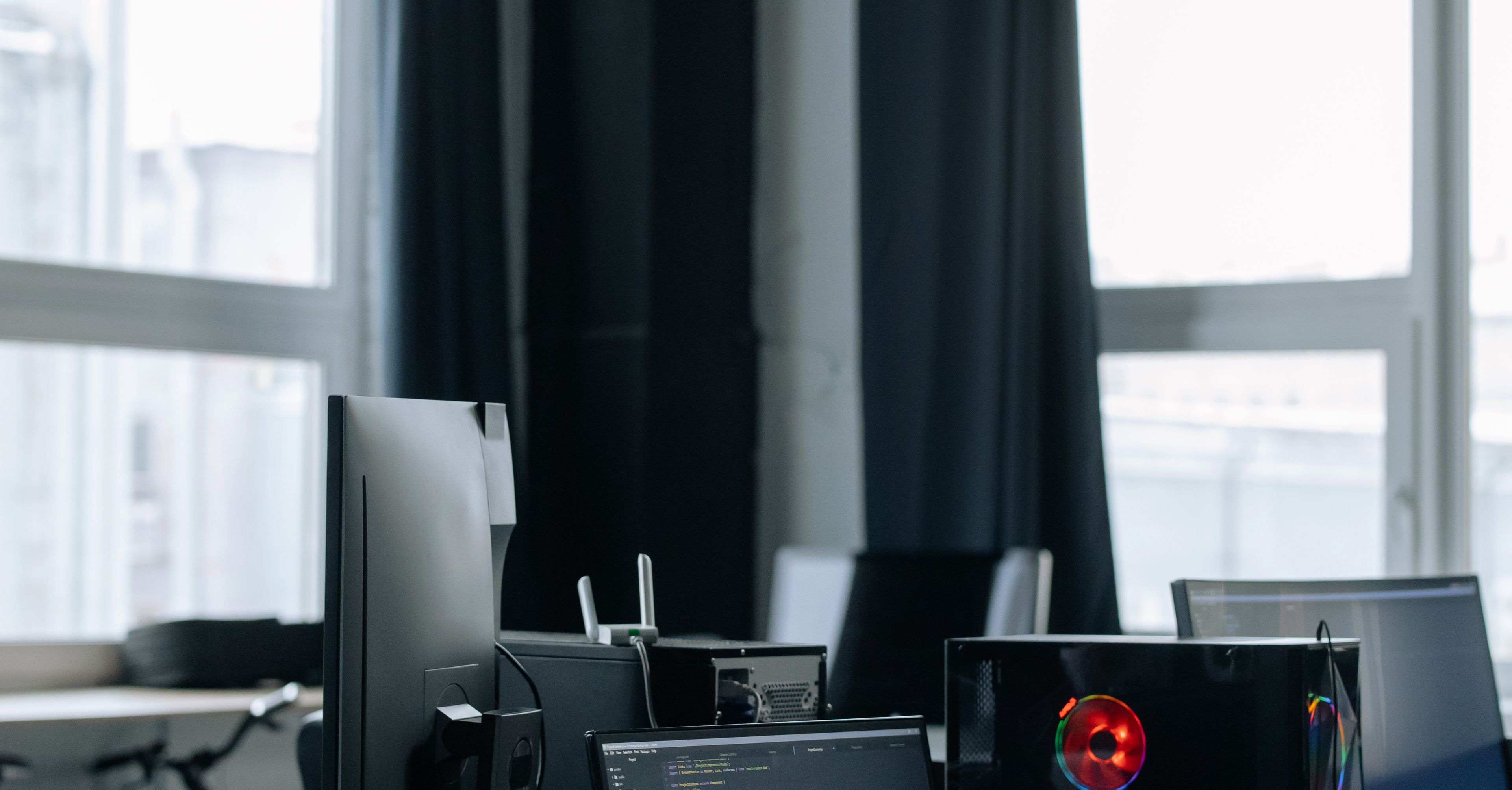 Monitor w pionie