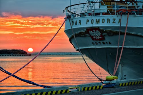 Безкоштовне стокове фото на тему «море, Польща, схід сонця»