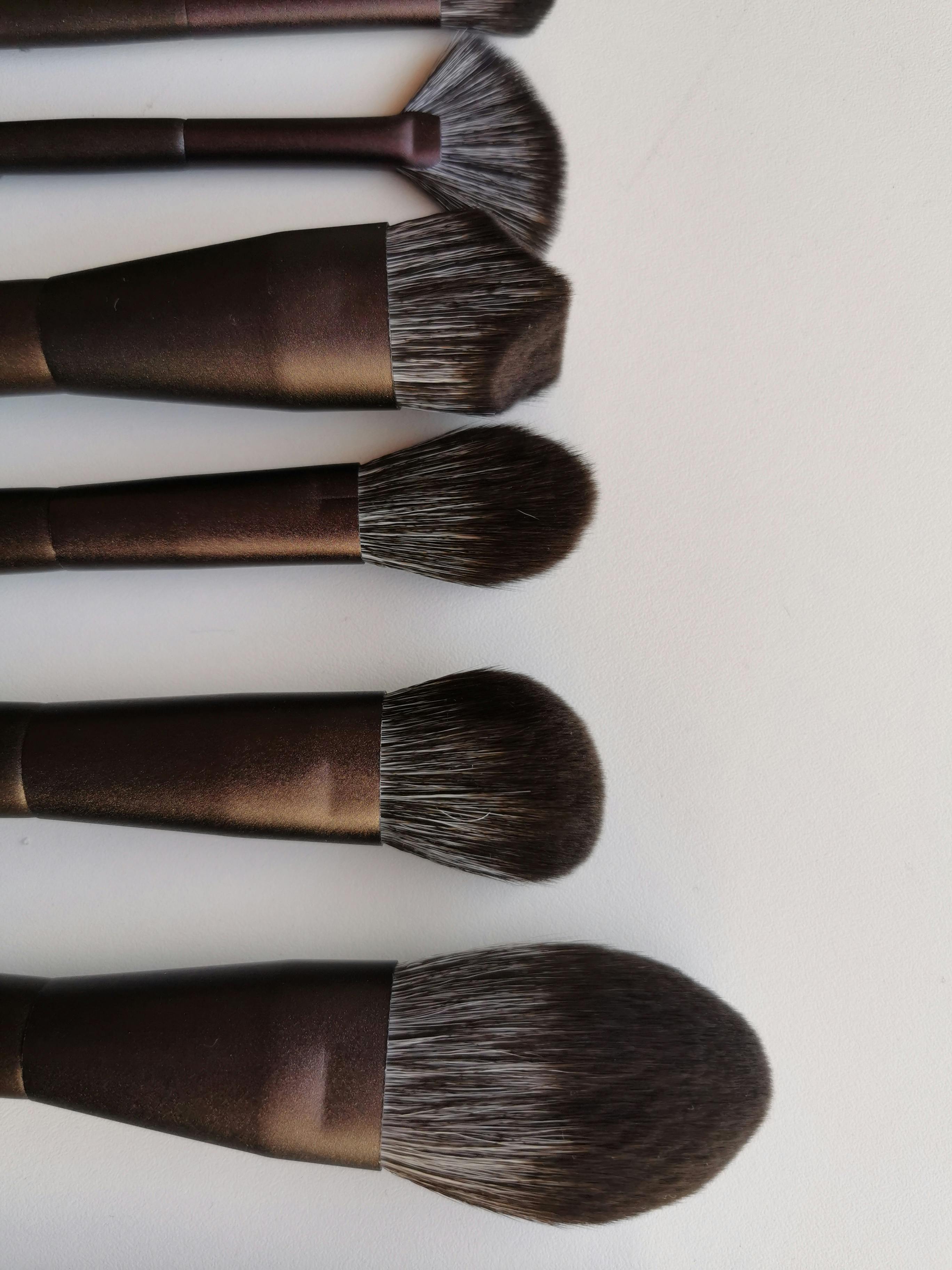 21,173+ Best Free Makeup brushes Stock Photos & Images · 100% Royalty