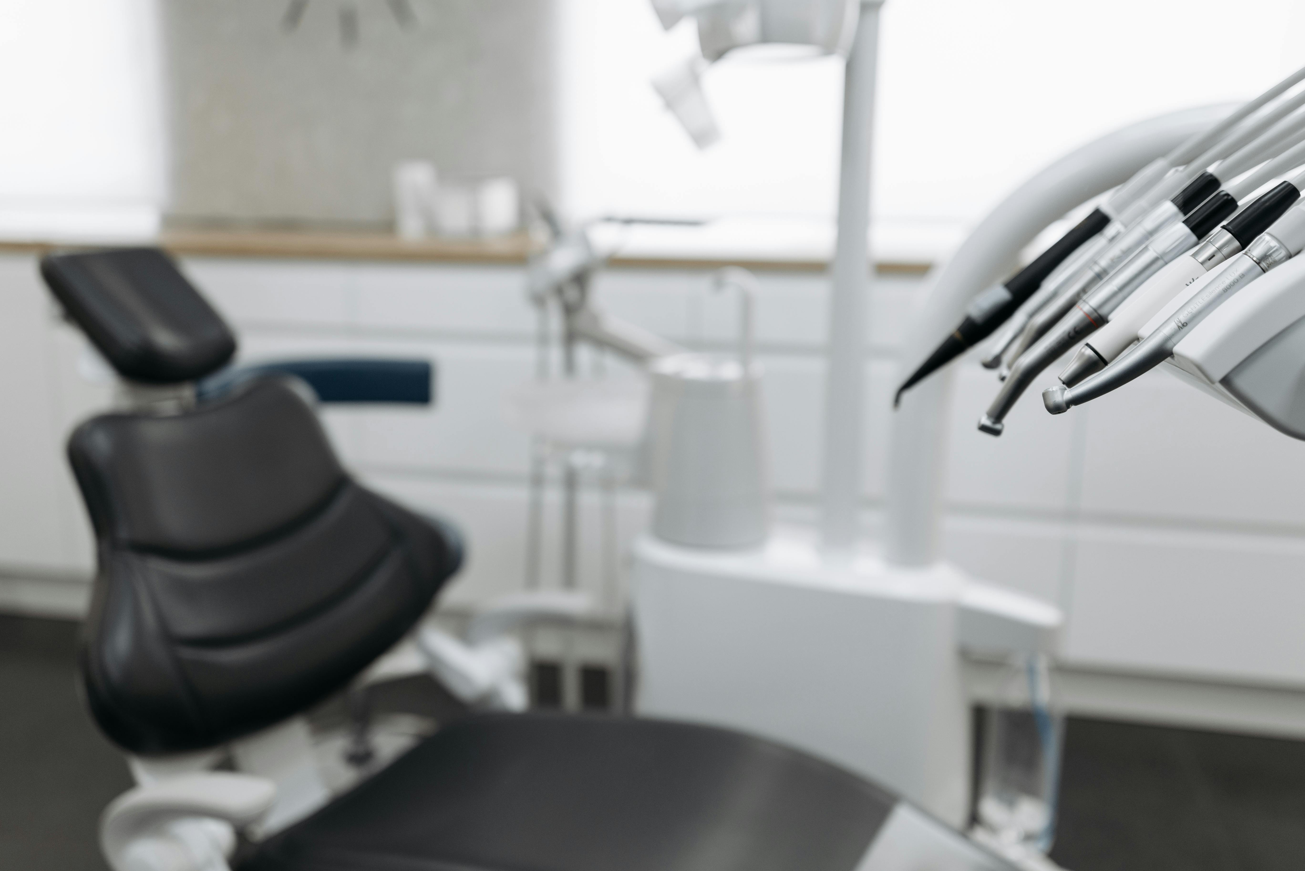 3,000+ Best Dental Clinic Photos · 100 Free Download · Pexels Stock Photos