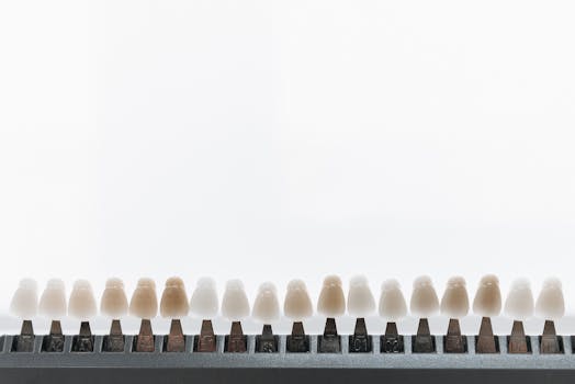 健康的牙釉质与受损牙釉质对比图