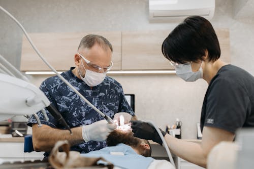 Imagine de stoc gratuită din asistent dentar, dentist, îngrijire dentară