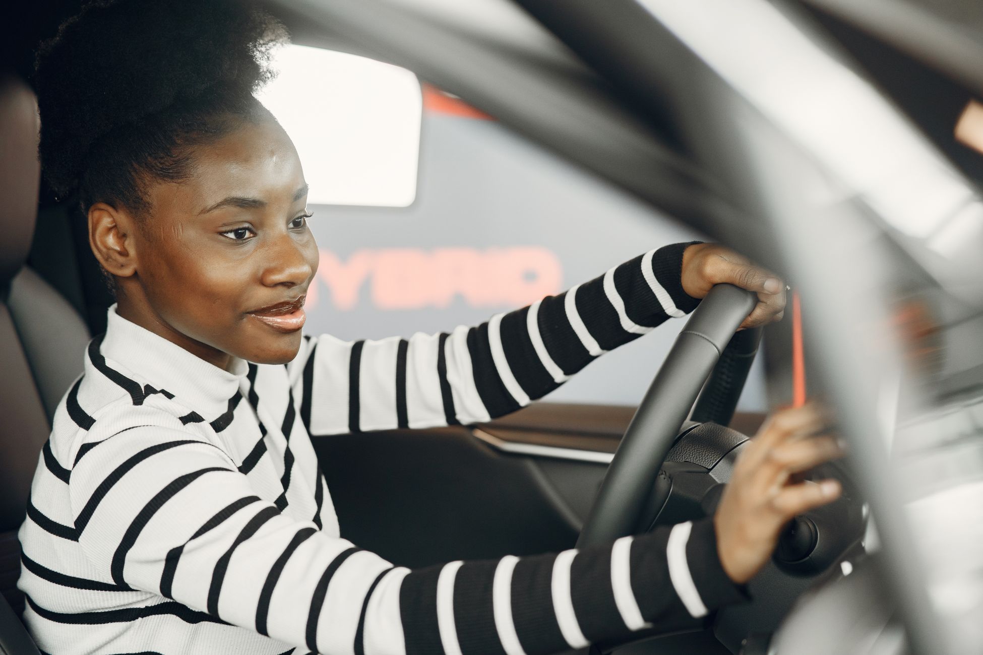 Dear Abby Column Addresses Reader Concerns on Driving and Granddaughter's Choices