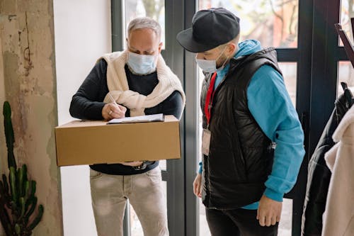 Gratis stockfoto met bejaarde man, box, dienst