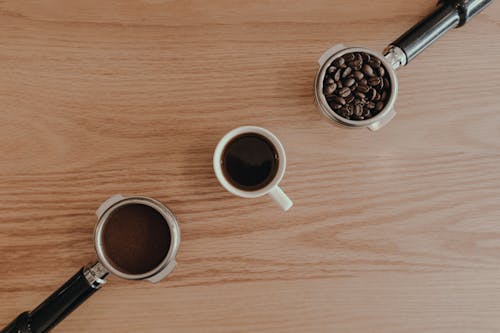 çekilmiş kahve, düz yüzey, Fincan içeren Ücretsiz stok fotoğraf
