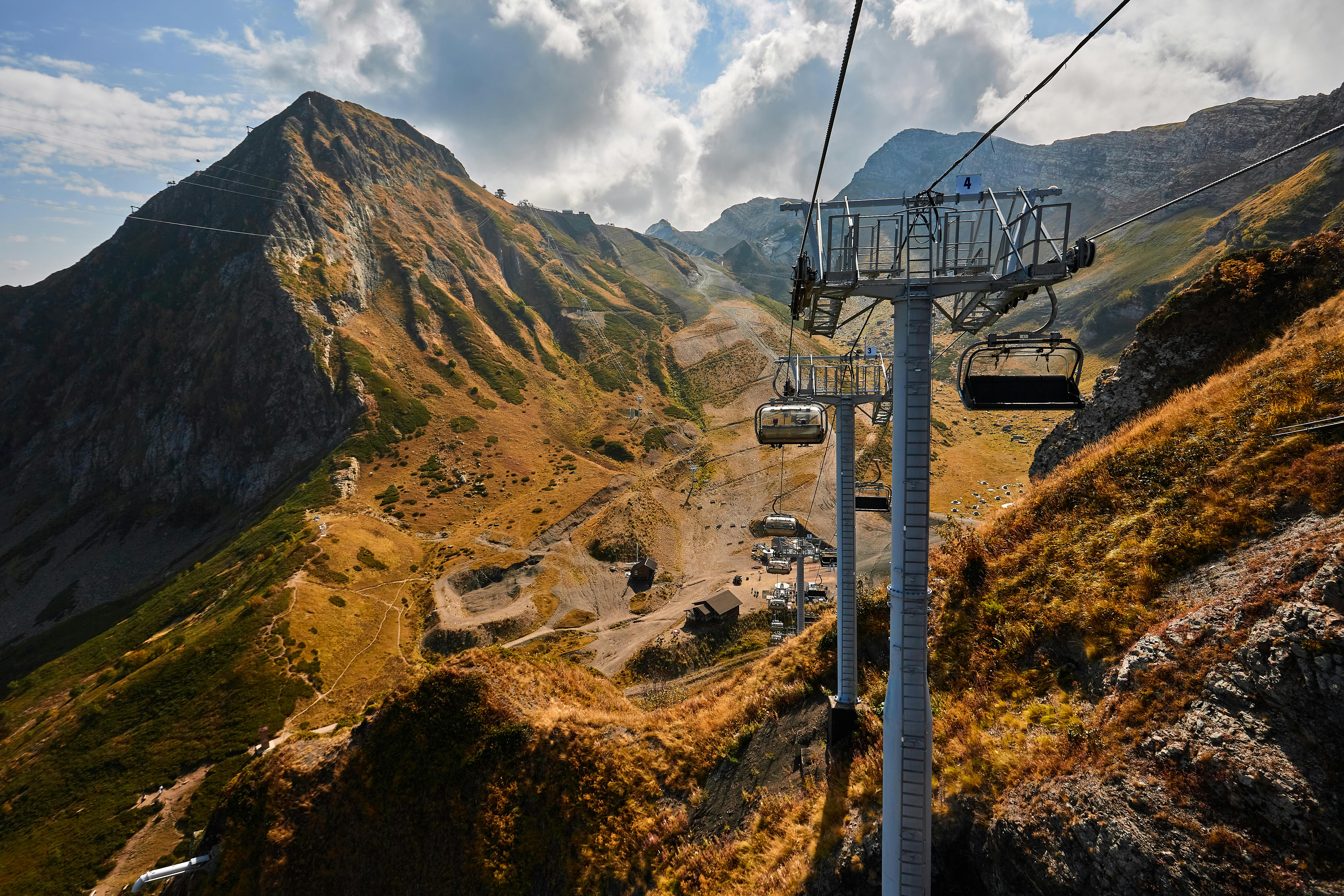 passenger hoist in mountains
