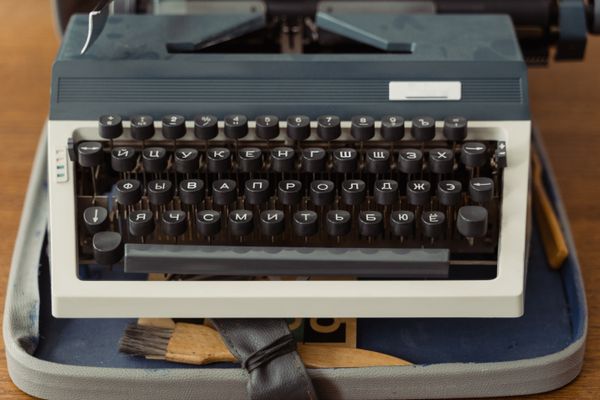 Vintage typewriter photographed by Tima Miroshnichenko on Pexels
