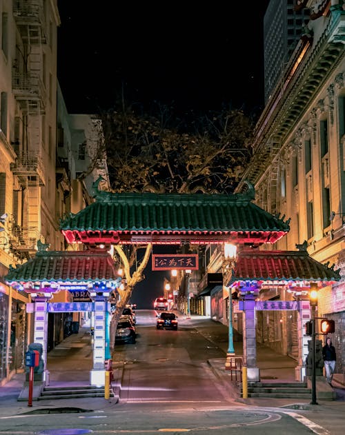 Free Gateway to Chinatown in San Francisco Stock Photo