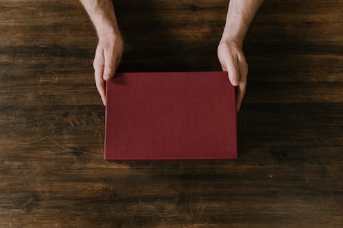 Reuse Gift Boxes Before They Absorb Moisture