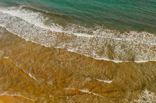 Immagine gratuita di bagnasciuga, costa, mare