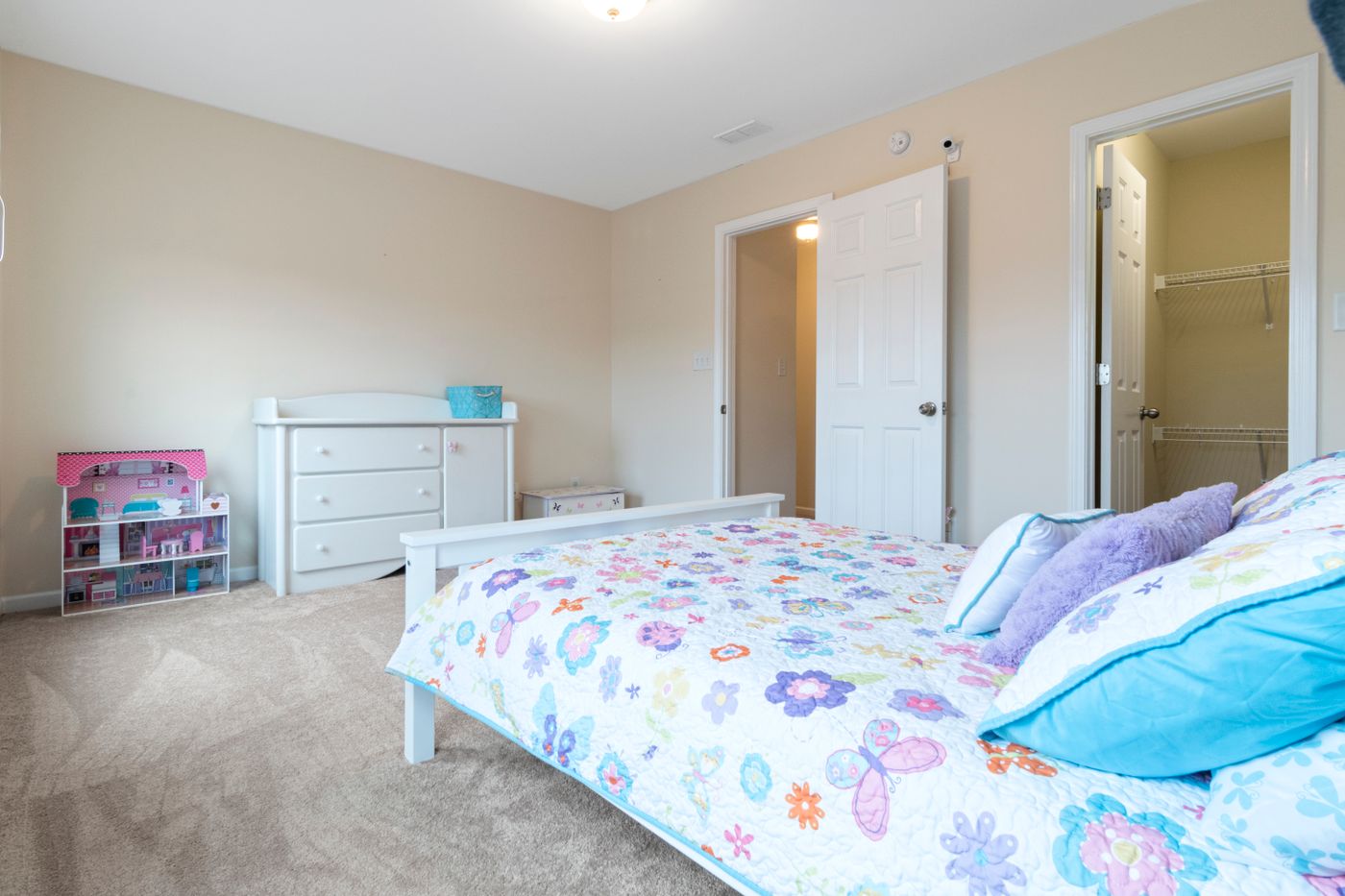 Colorful printed bedding