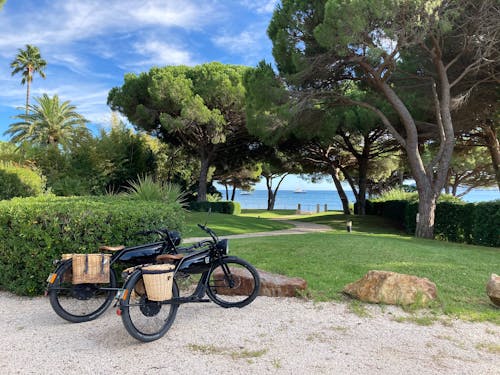 Δωρεάν στοκ φωτογραφιών με θάλασσα, μηχανή, παλιό σχολείο