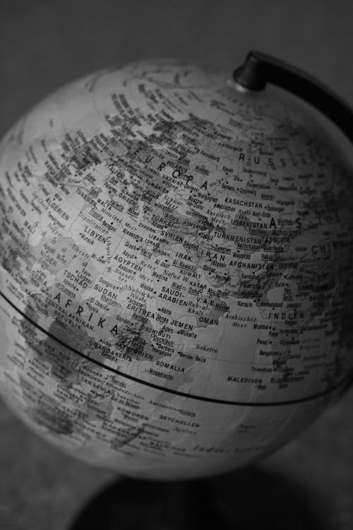 Free Globe Illustration in Grayscale Photography Stock Photo