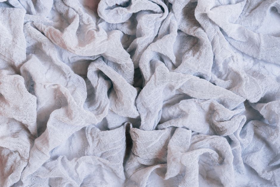 Diferentes texturas e materiais táteis para estimulação sensorial infantil