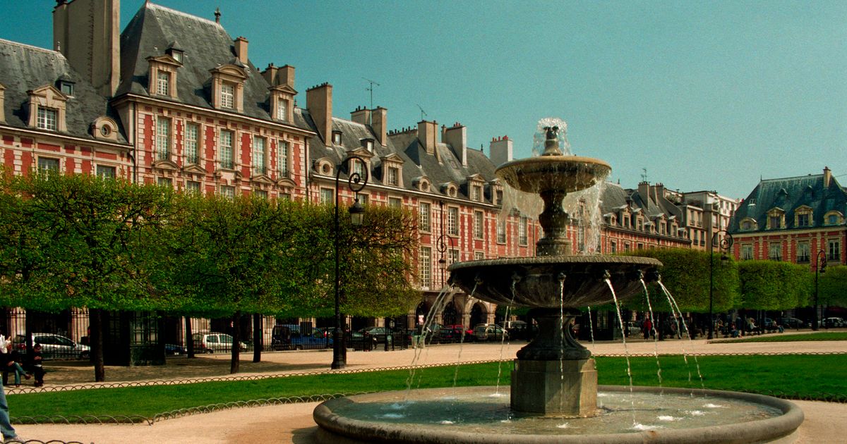 Couverture : The most prestigious streets in Paris