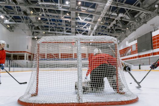 Senators Star Takes Aim at Brady Tkachuk Over Ottawa Snub