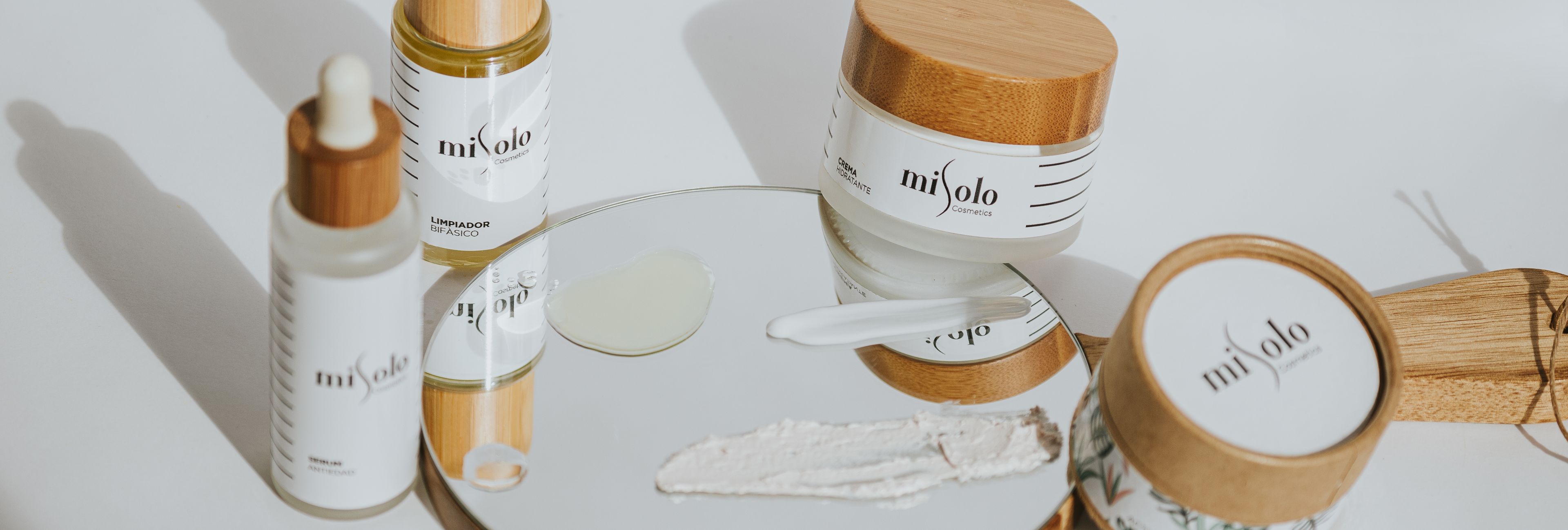 Natural Hair Care: The No Poo Method and Herbal Rinses (2026)