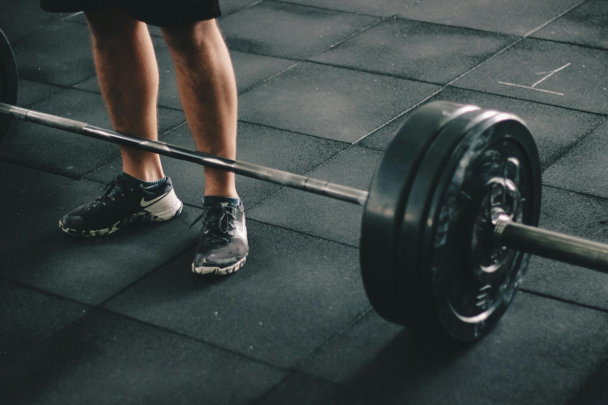 Black Barbell \u00b7 Free Stock Photo