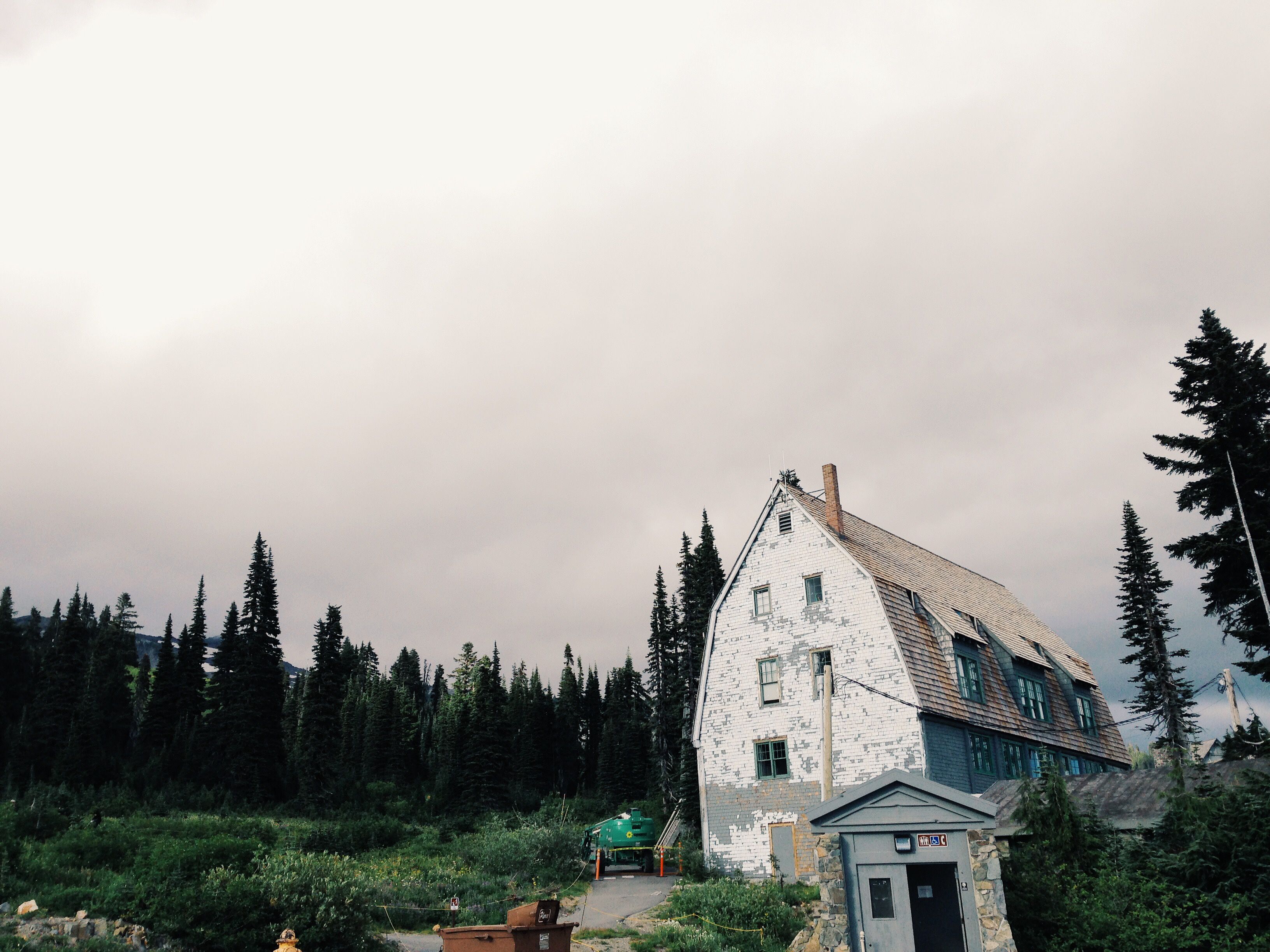 Alaska House advances bill regulating autonomous vehicles — Photo by Snapwire on Pexels