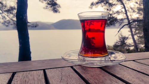 Glas Mit Roter Flüssigkeit