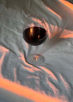 dry red wine image 3