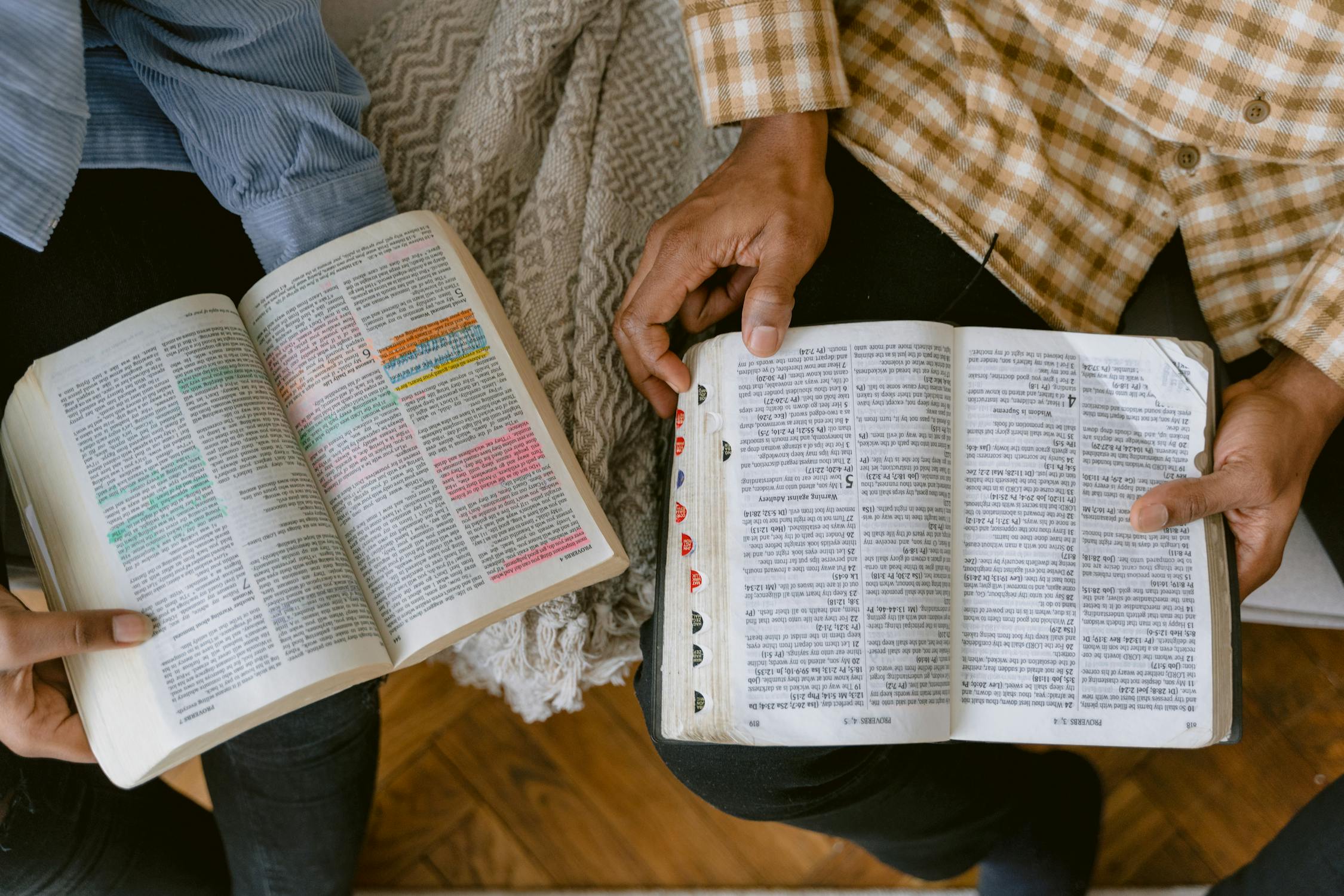 Difference Between Mercy and Grace in the Bible (Verses + Practical Examples)