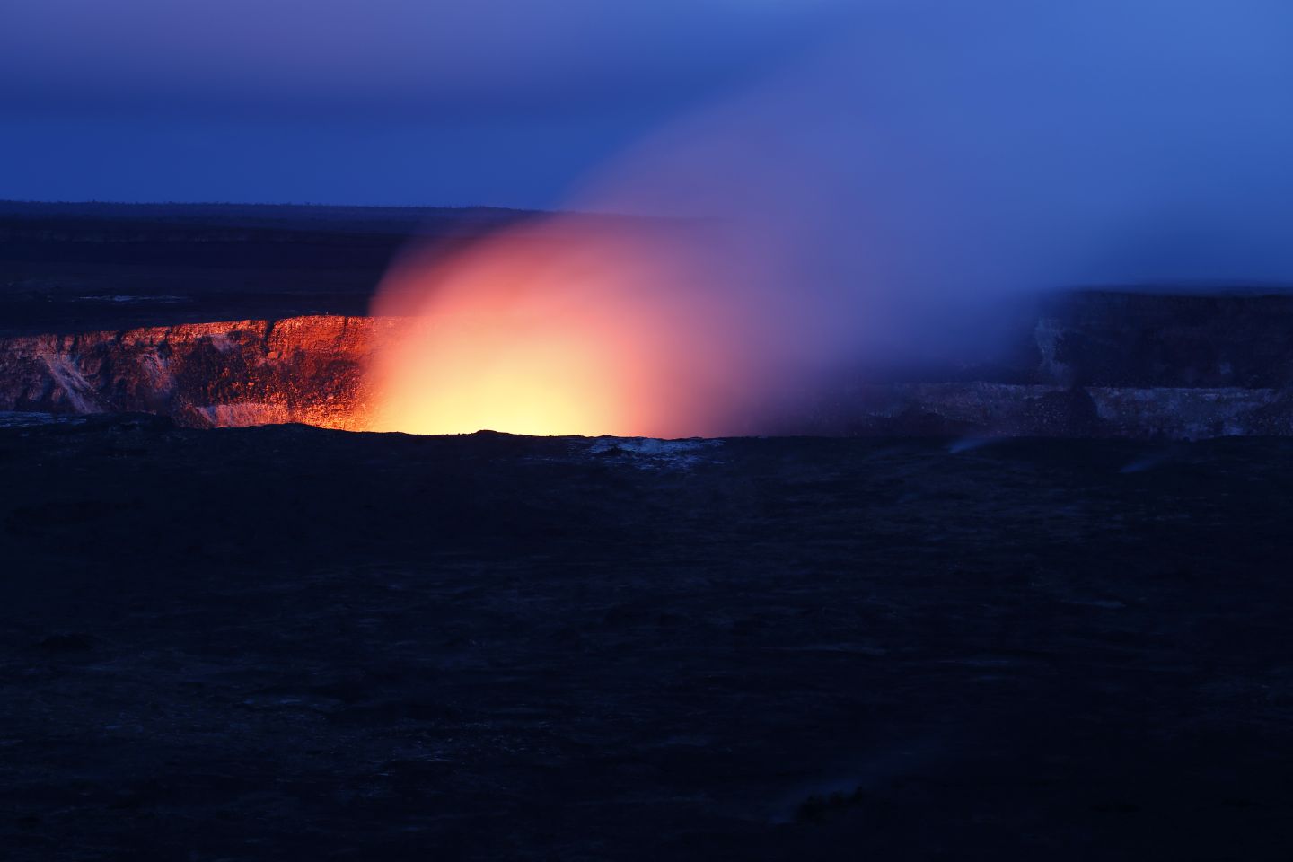 Volcanic terrain and steam vents inside Hawaiʻi Volcanoes National Park