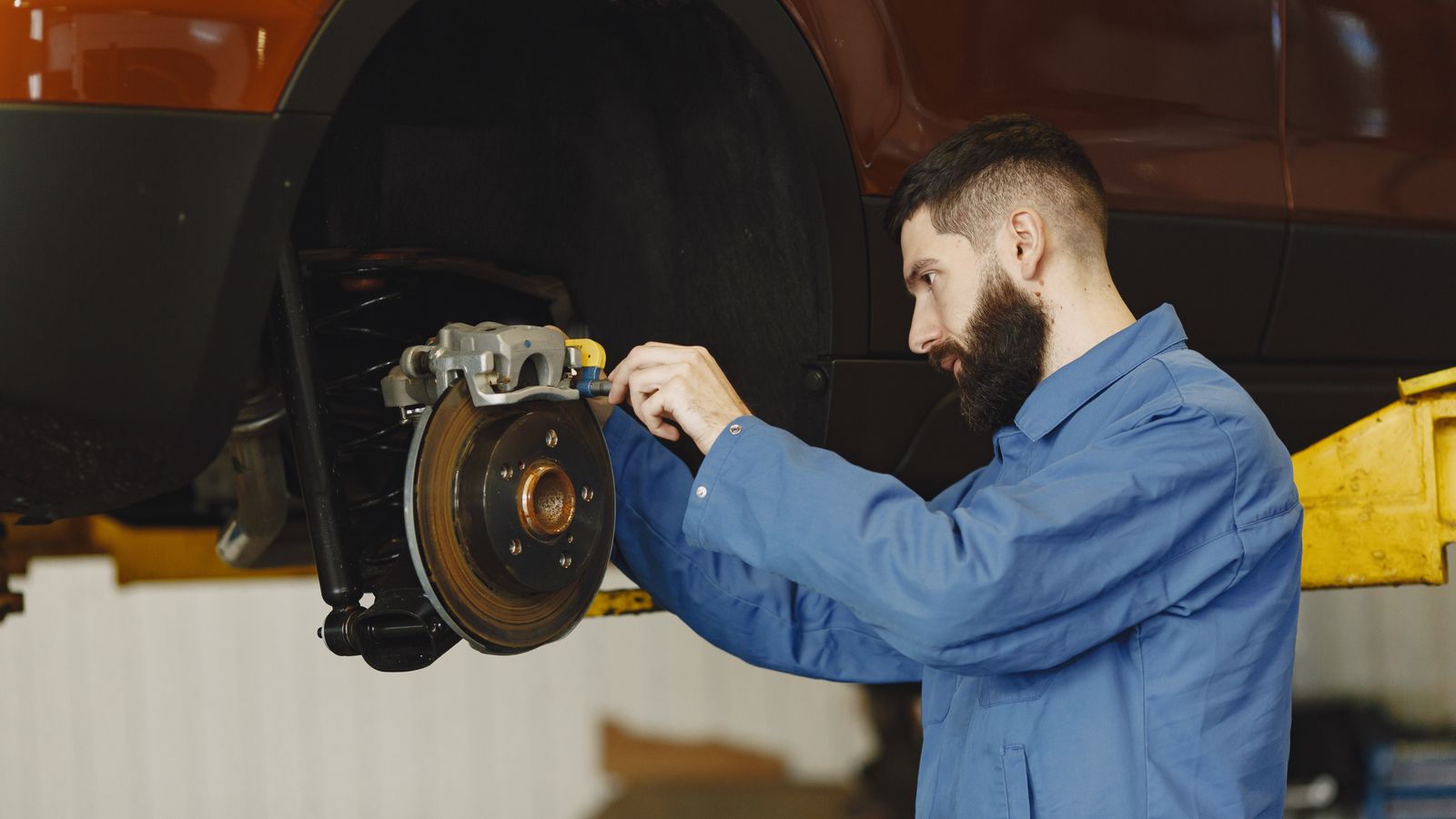 5 Critical Signs Your Car Brakes Need Repair - related ABBA Auto Center article