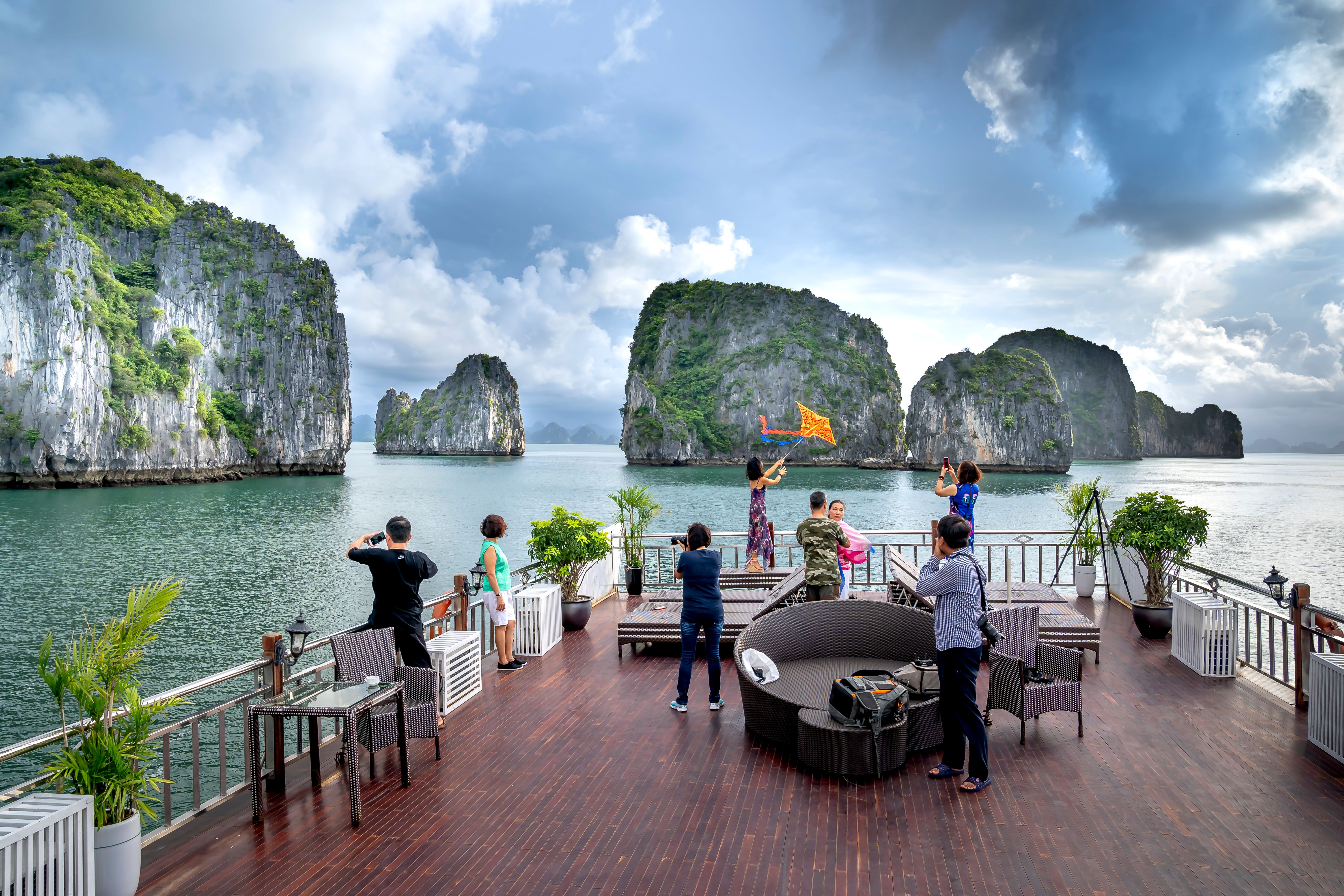 “Mountains, Rivers & Waterfalls: A Scenic Journey Through Northern Vietnam”
