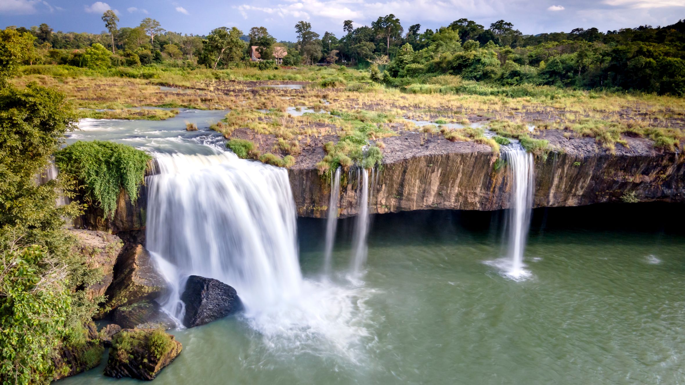 Captured beauty of Dray Nur waterfall, showcasing the serene Vietnamese landscape.