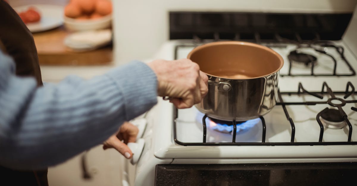 How to turn on hot water heater gas
