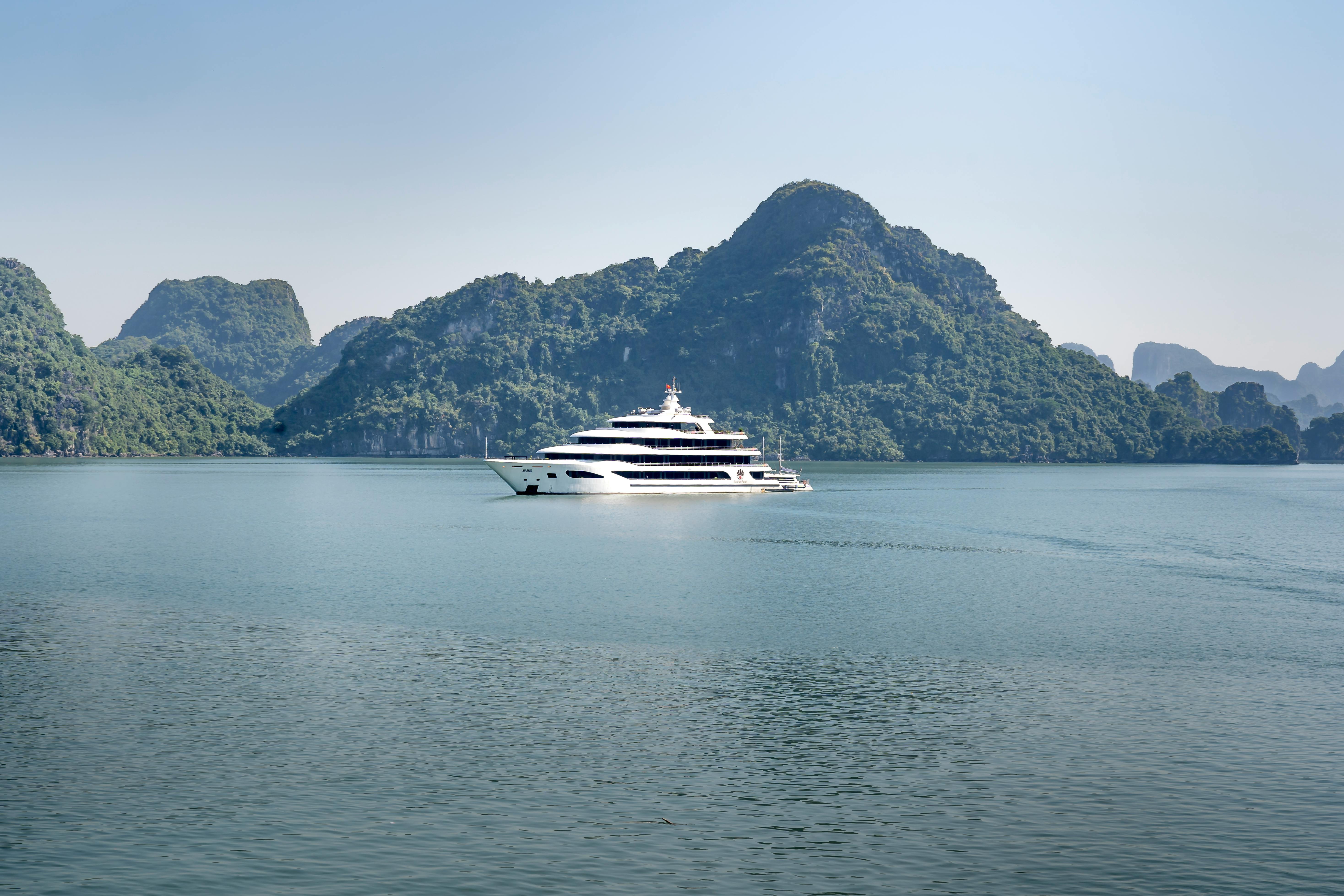Lux Travel DMC Defines Core Strategy for Luxury Family Tours in Vietnam — Photo by Quang Nguyen Vinh on Pexels