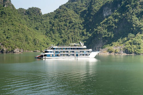 Free Photos gratuites de baie d'halong, embarcation, ferry Stock Photo