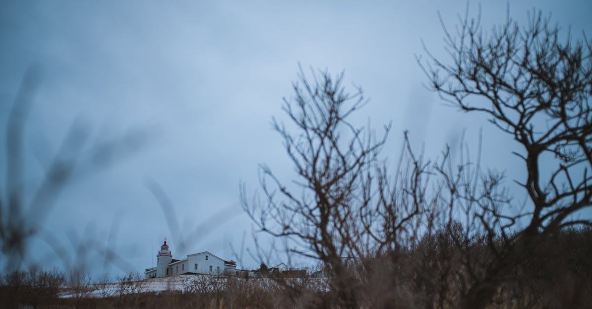 The Lighthouse Keeper’s Secret 1 image text